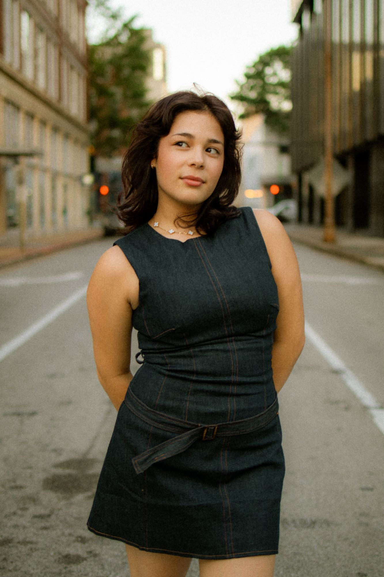 senior portrait in downtown Chattanooga